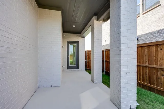 a view of outdoor space