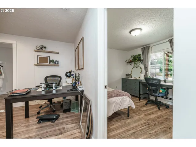 $464,900 | 3635 Southeast Helen Court, Troutdale, OR 97060