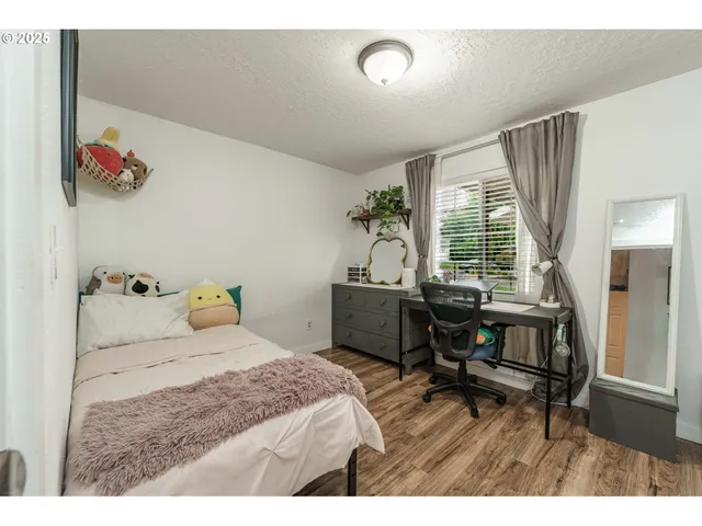 $464,900 | 3635 Southeast Helen Court, Troutdale, OR 97060