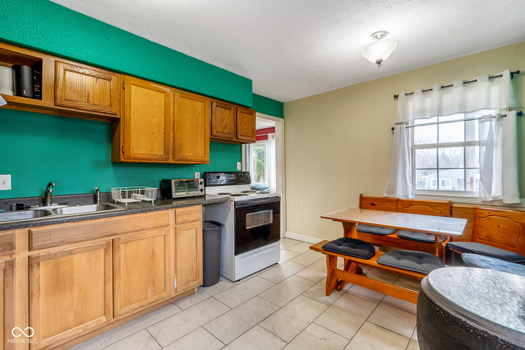 3144 Wade Street Indianapolis, IN 46203 - Photo 7 of 28
