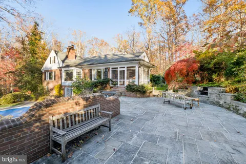 $1,399,900 | 11610 Beall Mountain Road, Potomac, MD 20854