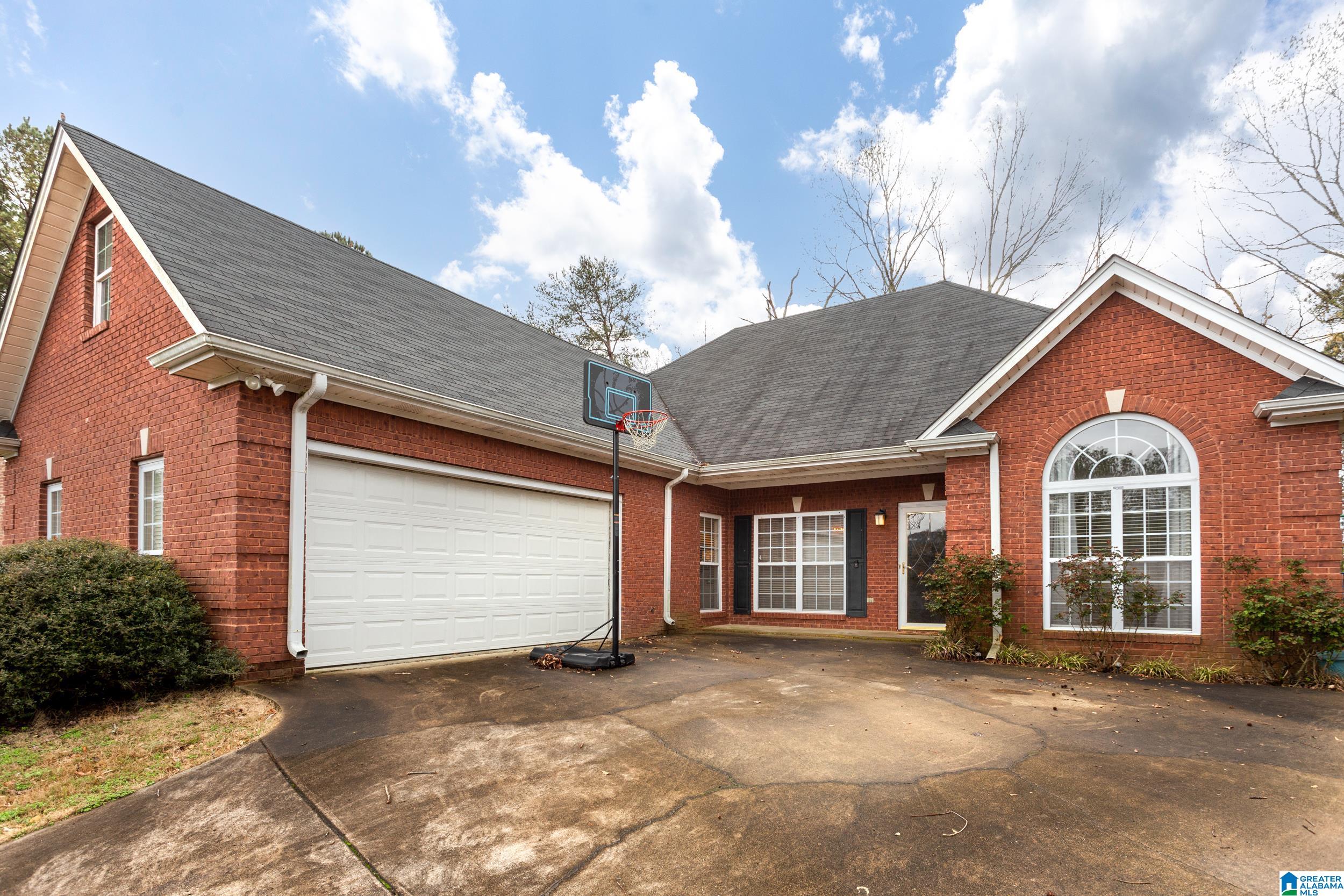 73 Monarch Lane Springville, AL 35146 - Photo 2 of 32