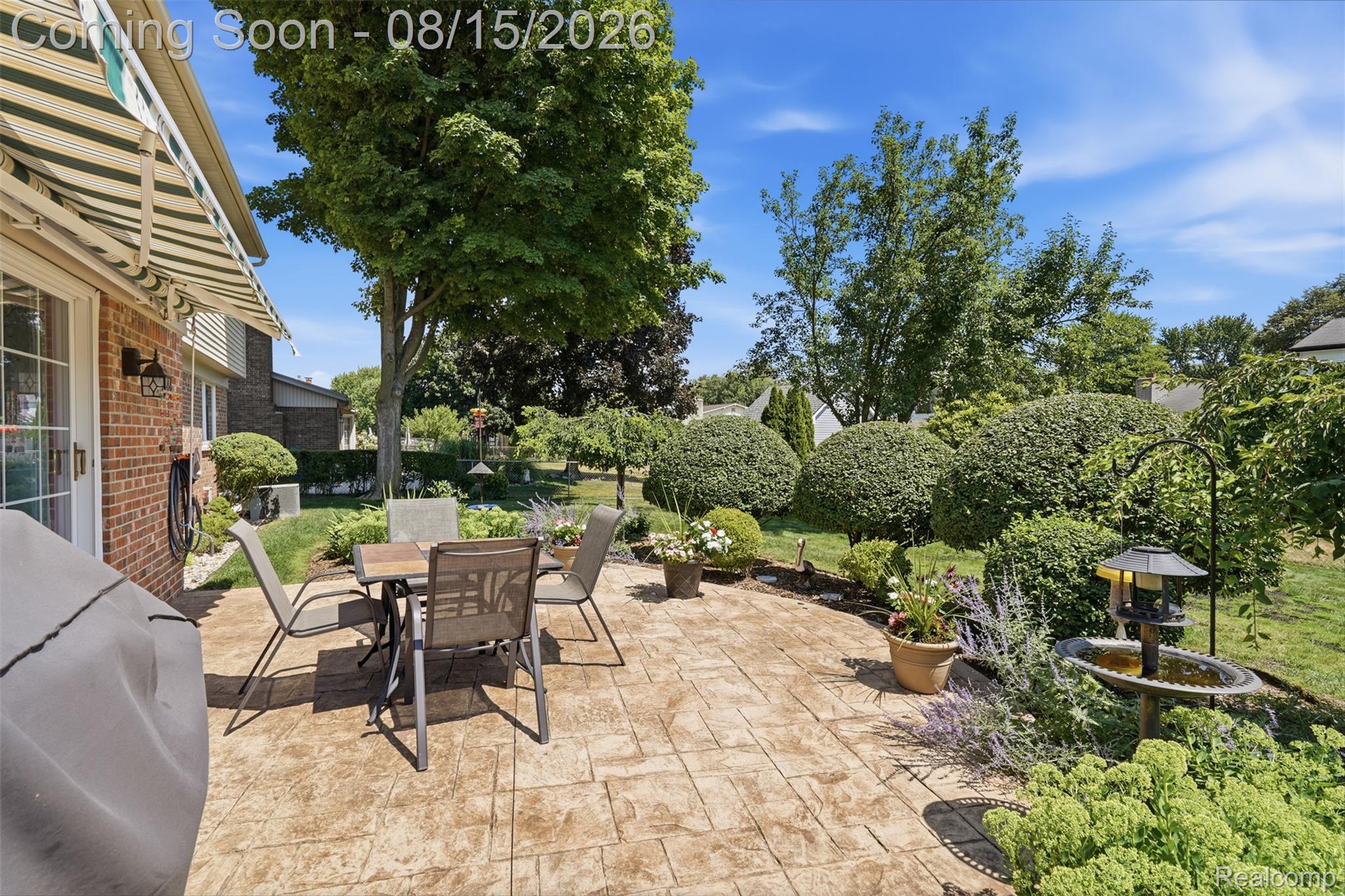 18656 Gill Road Livonia, MI 48152 - Photo 38 of 52 38.jpg