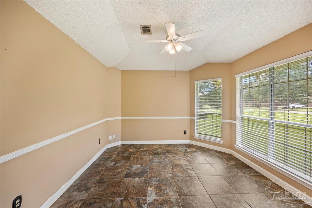 5317 Rowe Trail Pace, FL 32571 - Photo 7 of 48 Gallery Image 7