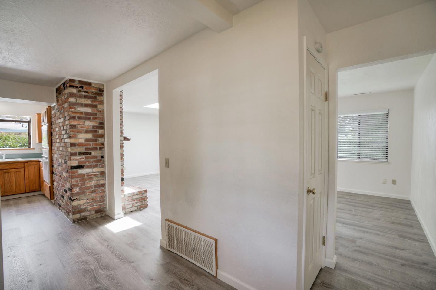 26419 Oliver Road Carmel, CA 93923 - Photo 7 of 35