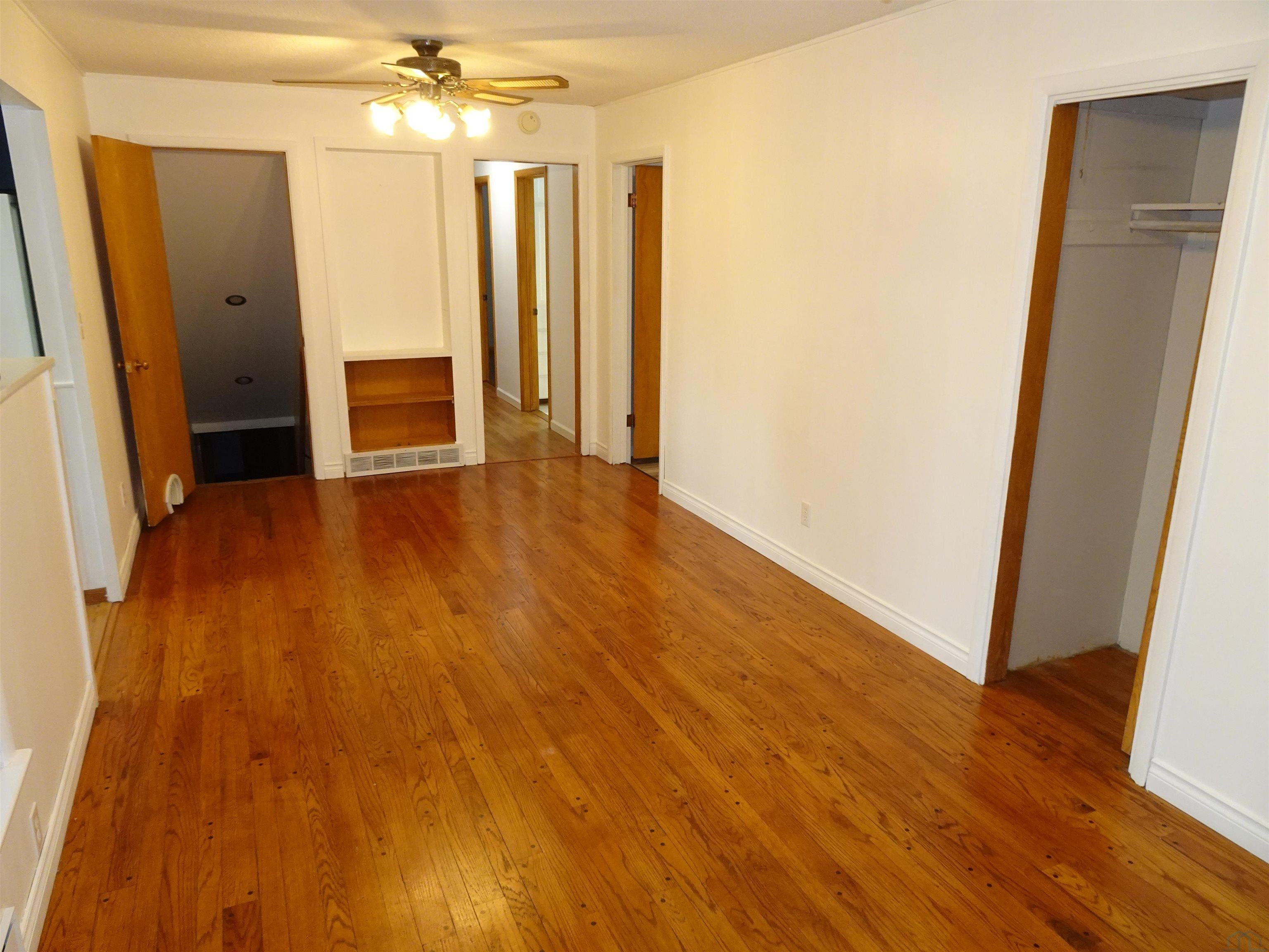 612 5th Street Sheldon, IA 51201 - Photo 10 of 28 Gallery Image 10