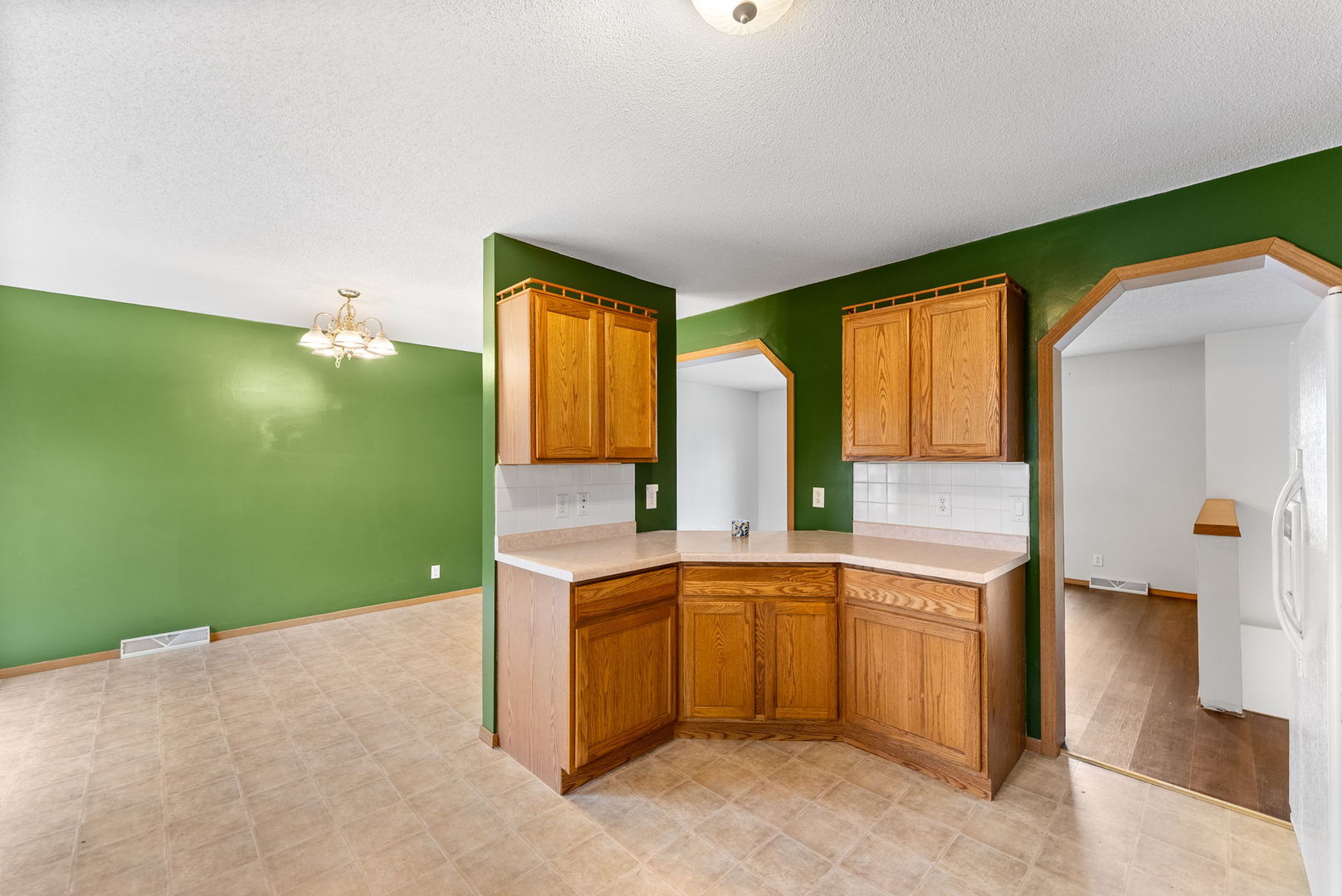 449 83rd Avenue New Boston, IL 61272 - Photo 11 of 25 a kitchen that has a sink and a window