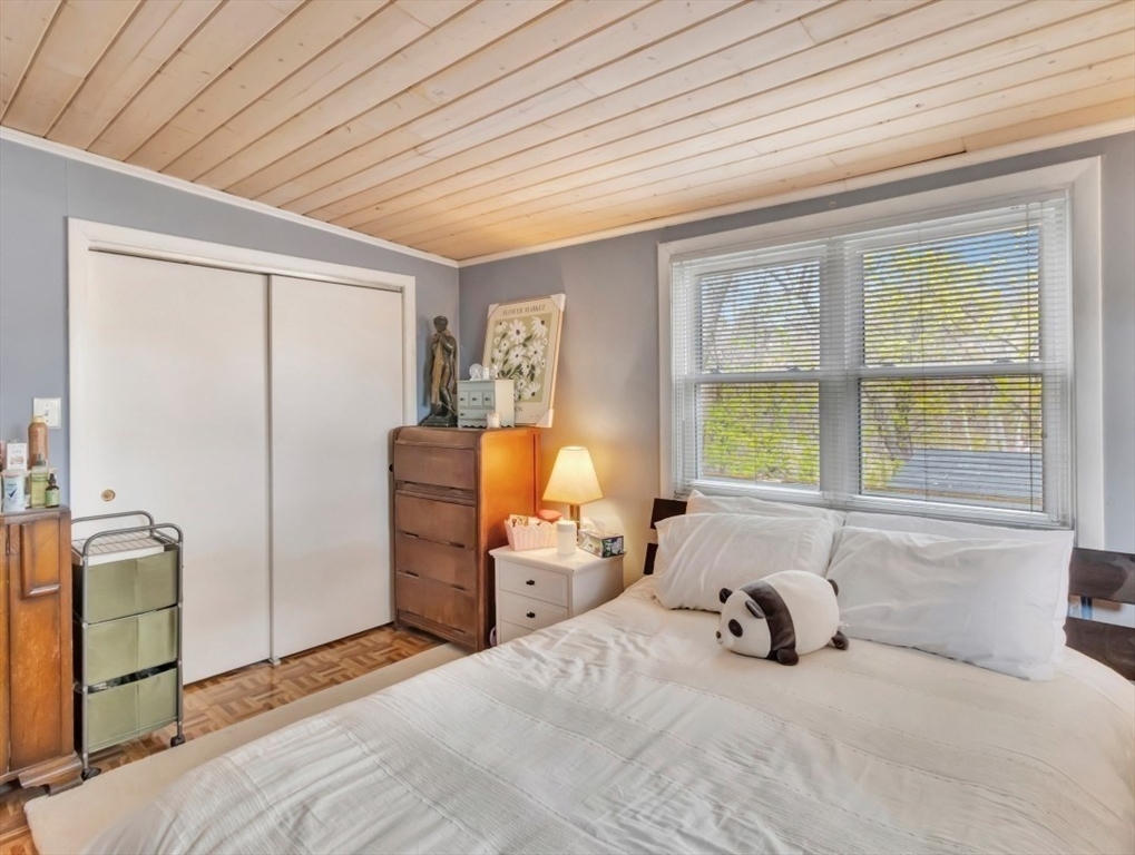 69 Appleton Street Saugus, MA 01906 - Photo 18 of 28