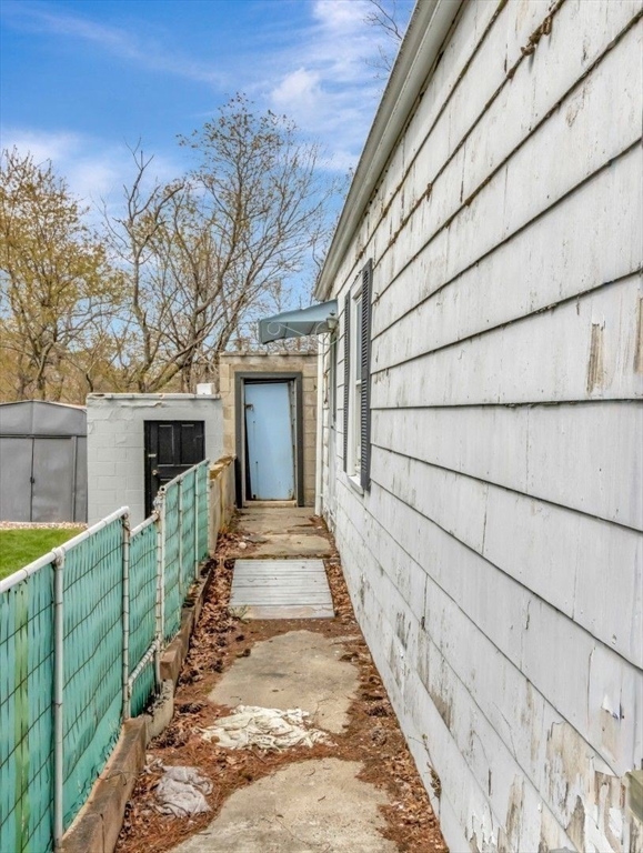 69 Appleton Street Saugus, MA 01906 - Photo 23 of 28