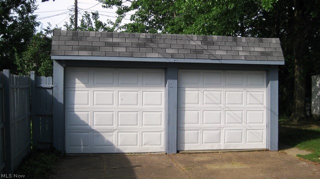 7614 Jameson Road Parma, OH 44129 - Photo 29 of 31