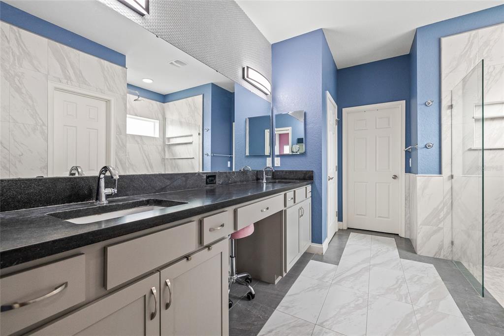 5811 Valentino Way Lakeland, FL 33812 - Photo 30 of 48 Gallery Image 30