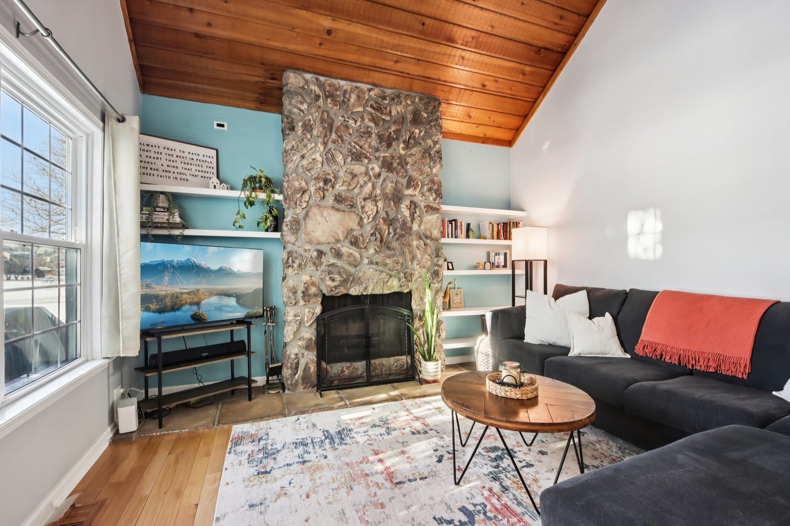 758 Chandler Road Gurnee, IL 60031 - Photo 5 of 29