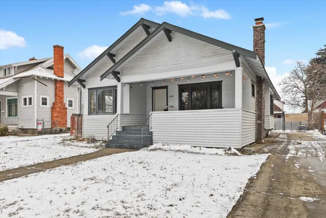 $319,900 | 2521 East Queen Avenue, Spokane, WA 99217