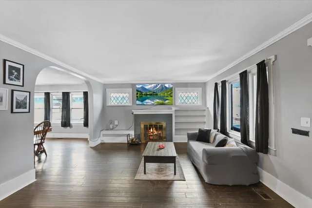 $319,900 | 2521 East Queen Avenue, Spokane, WA 99217