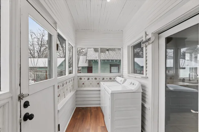 $319,900 | 2521 East Queen Avenue, Spokane, WA 99217