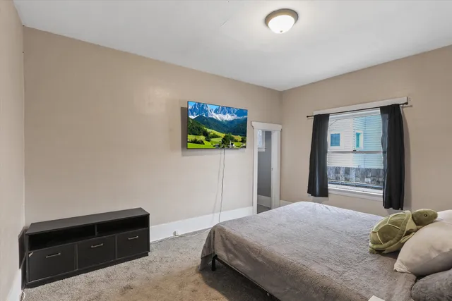 $319,900 | 2521 East Queen Avenue, Spokane, WA 99217