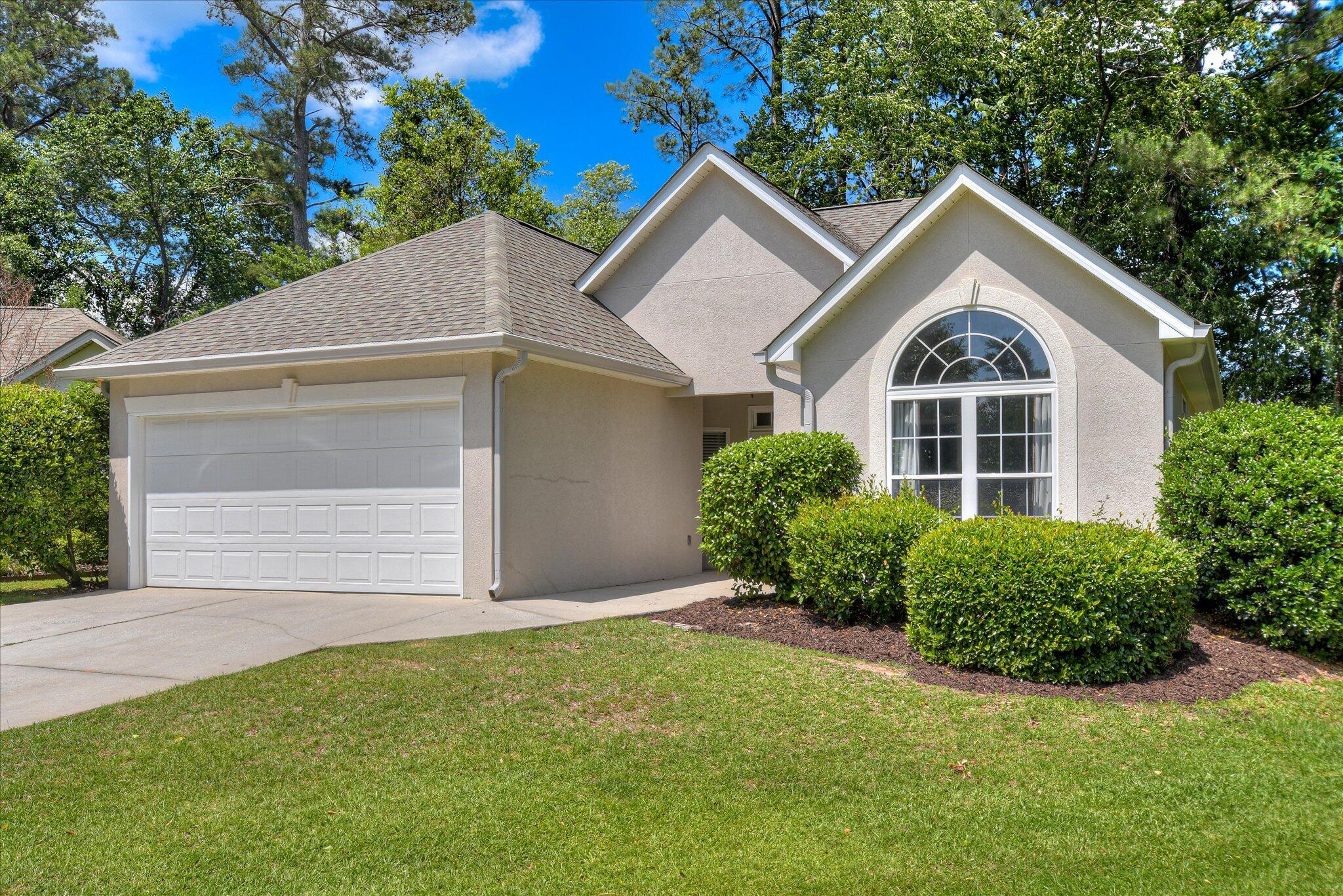 207 Boxwood Road Aiken, SC 29803 - Photo 2 of 31