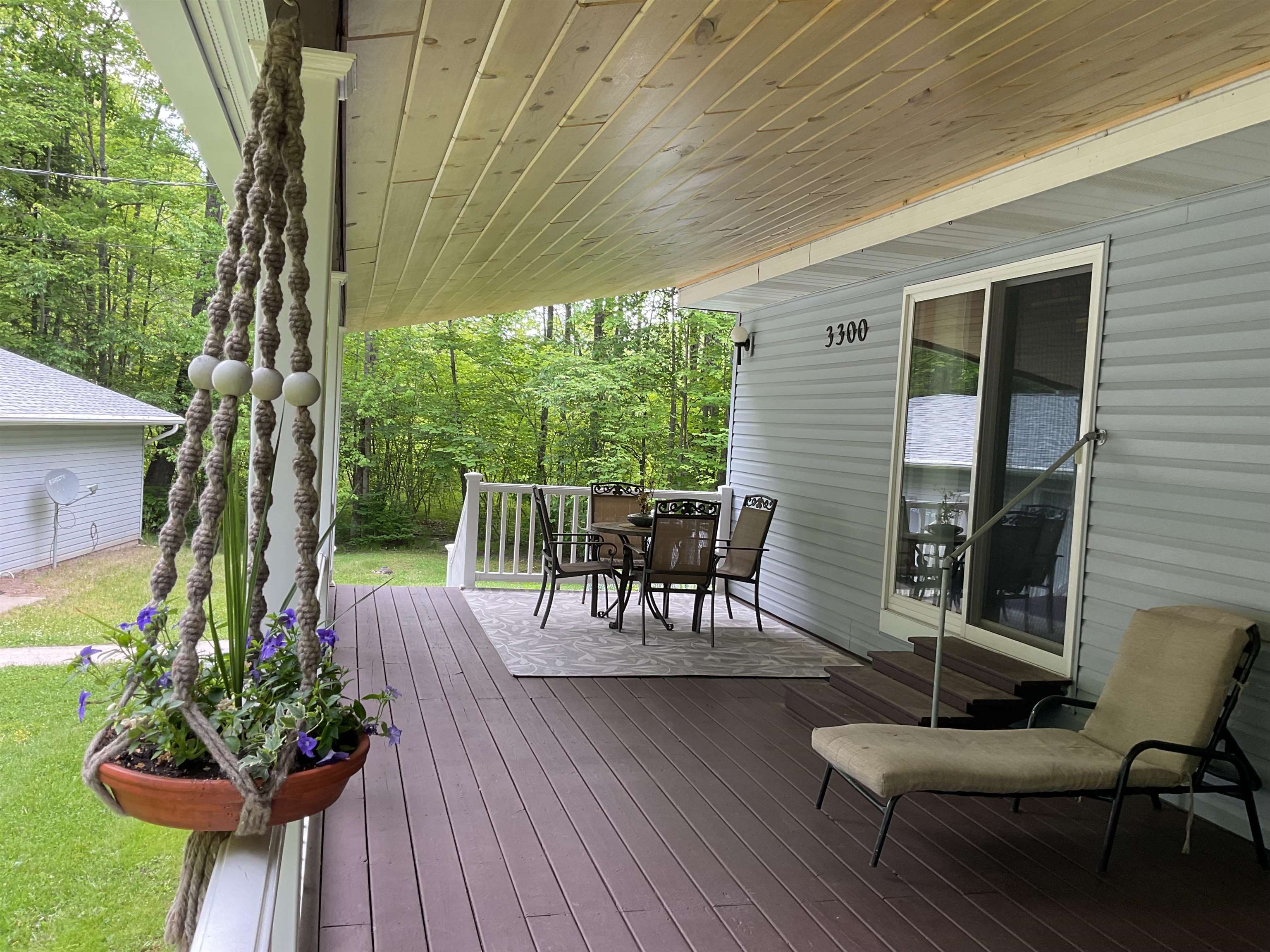 3300 East Arnold Lake Road Harrison, MI 48625 - Photo 6 of 90 1947481-c050bd06-9412-4add-b155-385f3a16844c.JPG