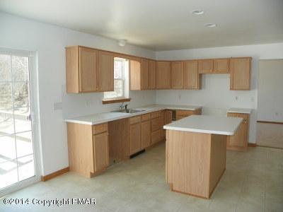 128 Chetco Road Albrightsville, PA 18210 - Photo 9 of 9 Kitchen