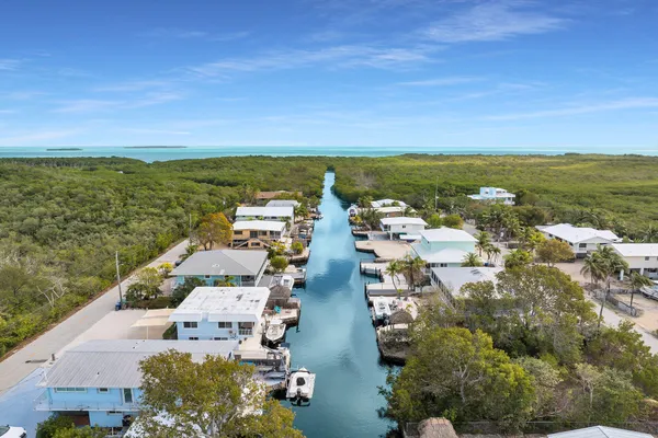 $1,635,000 | 128 Dove Avenue, Tavernier, FL 33070