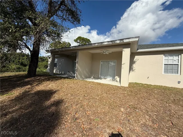 $1,850 | 4717-4719 28th Street Southwest, Lehigh Acres, FL 33973