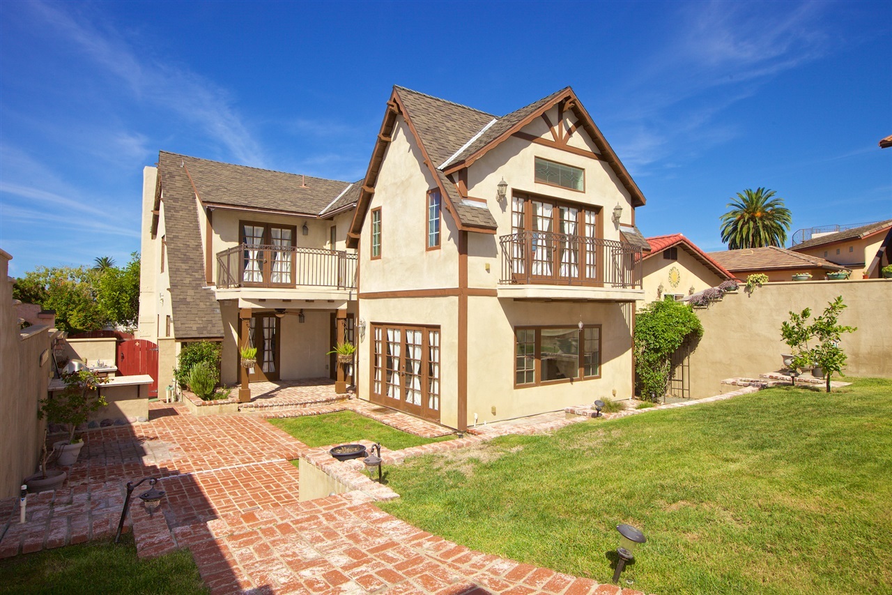 1327 Torrey Pines Road La Jolla, CA 92037 - Photo 1 of 18 Gallery Image 1