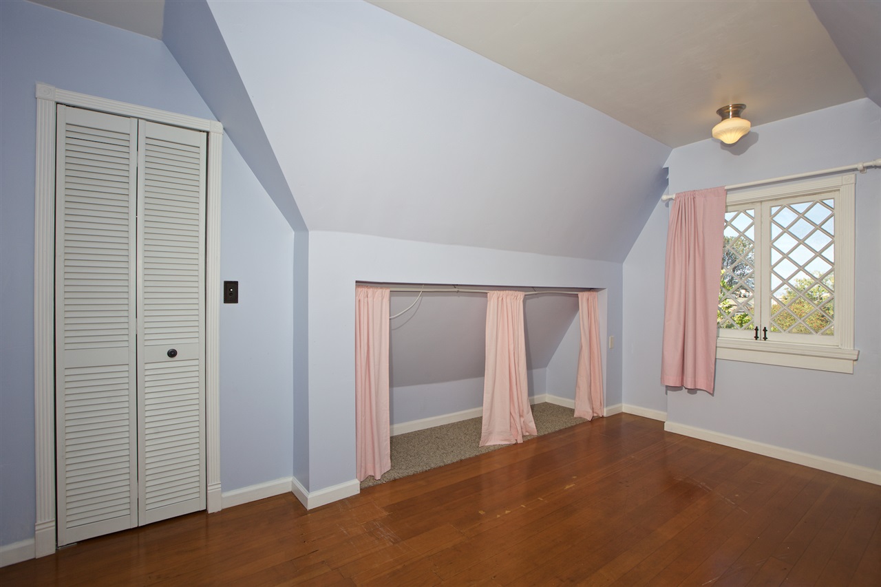 1327 Torrey Pines Road La Jolla, CA 92037 - Photo 13 of 18 Gallery Image 13