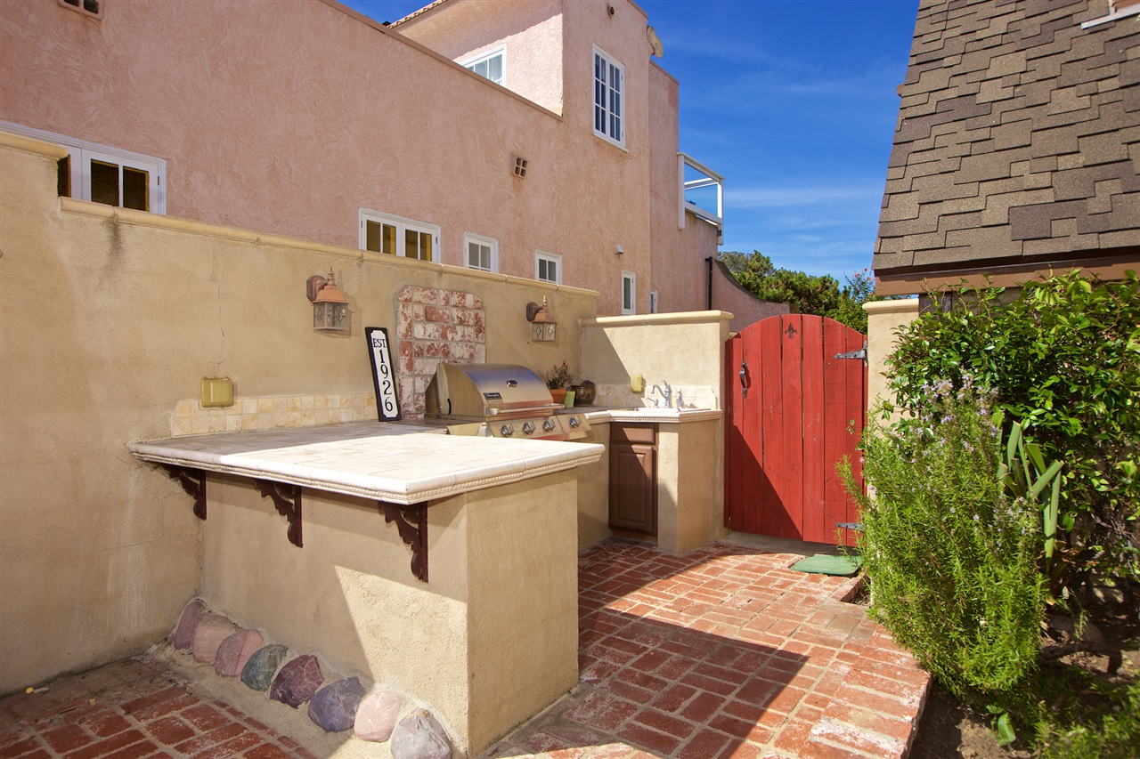 1327 Torrey Pines Road La Jolla, CA 92037 - Photo 17 of 18 Gallery Image 17