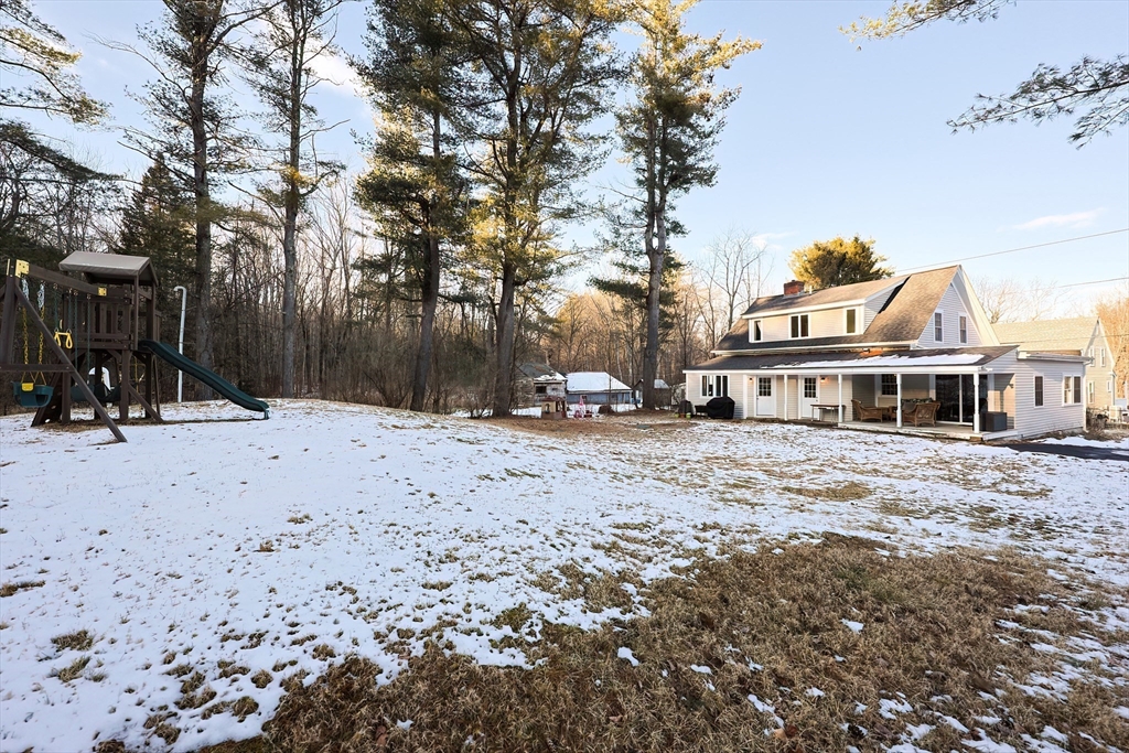 326 Ponakin Road Lancaster, MA 01523 - Photo 29 of 32