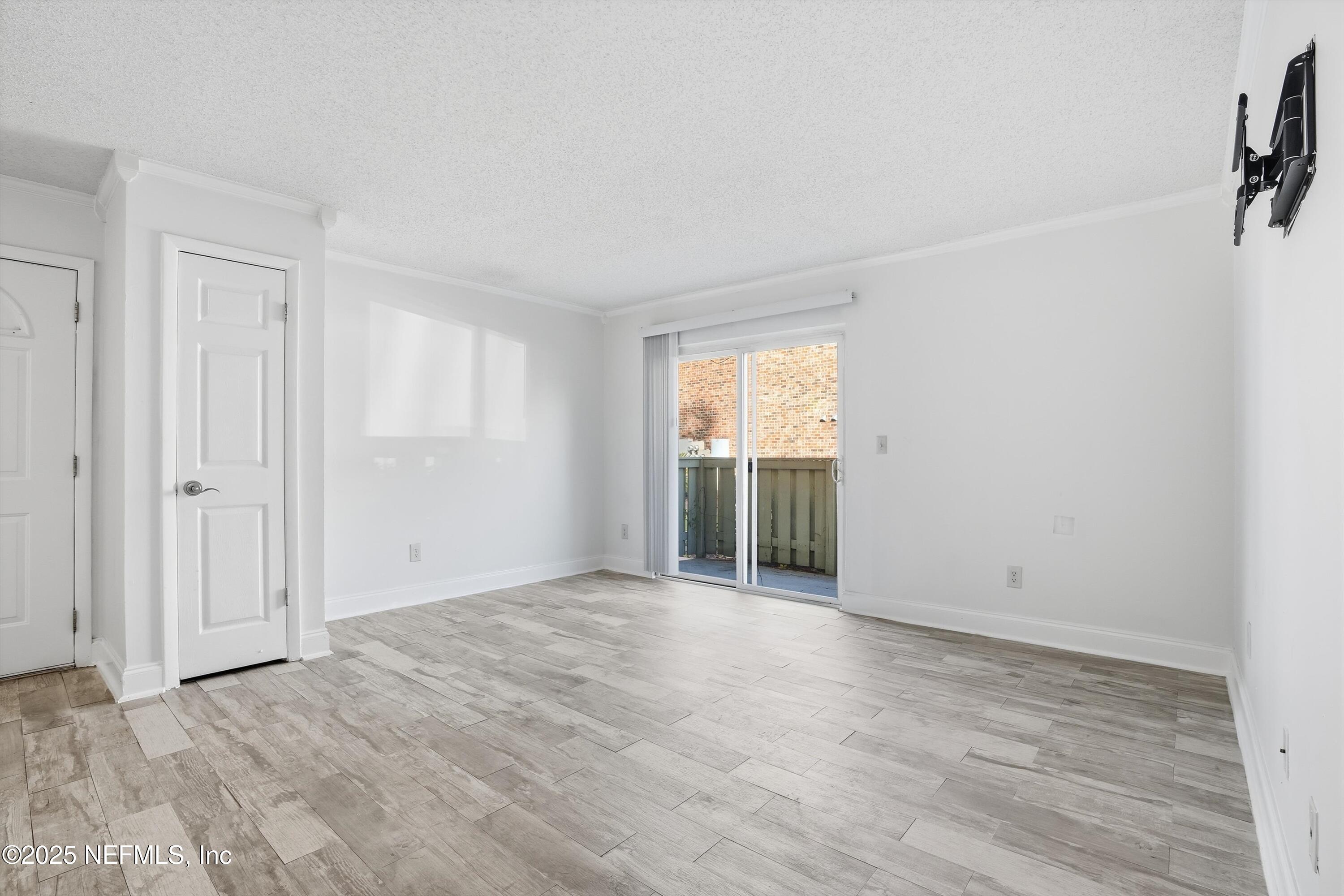 3737 Loretto Road, Unit 104 Jacksonville, FL 32223 - Photo 11 of 24 03-Bold_City_Media_016