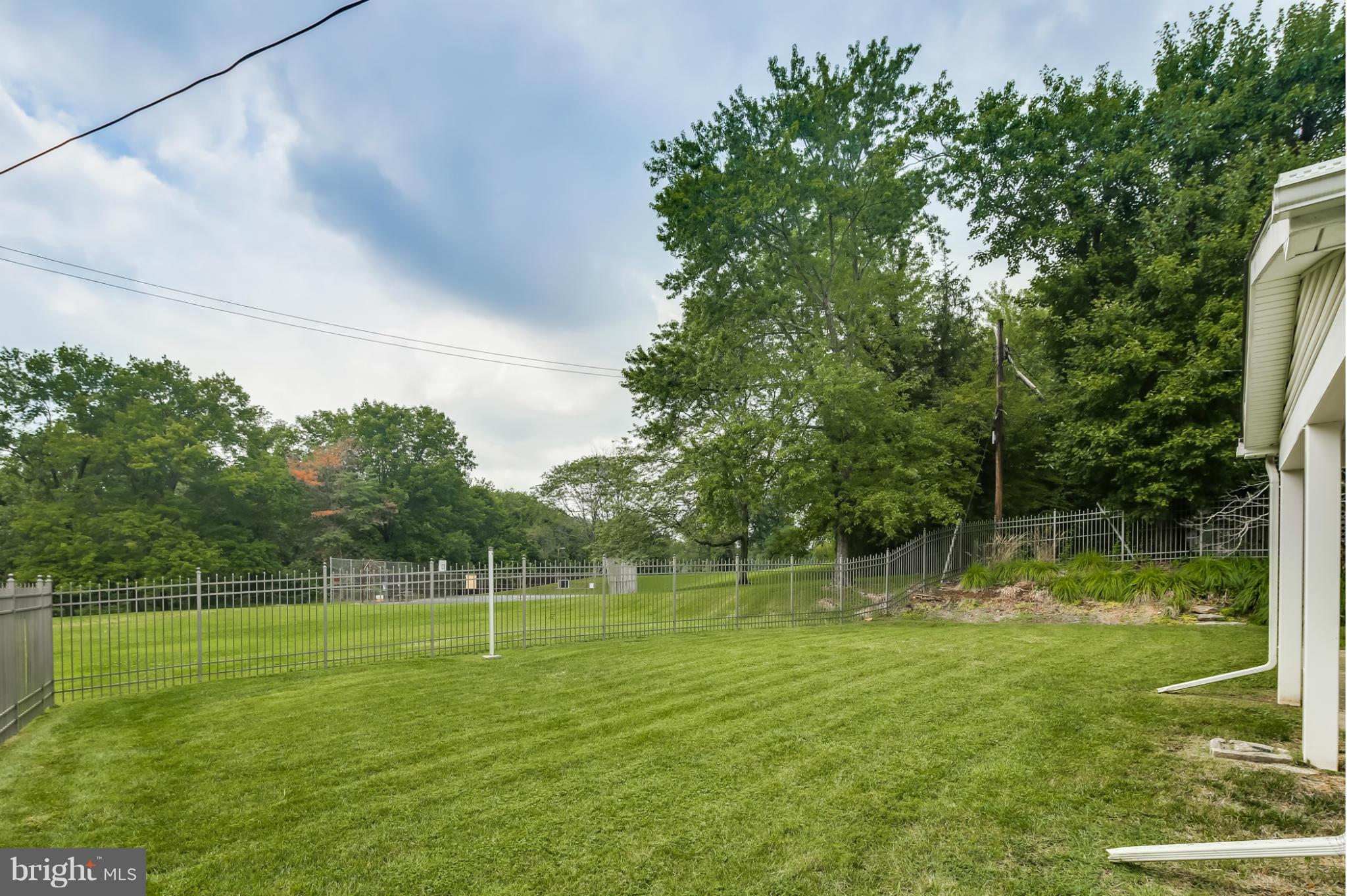1300 Idylwood Road Baltimore, MD 21208 - Photo 22 of 22 Exterior (Rear)