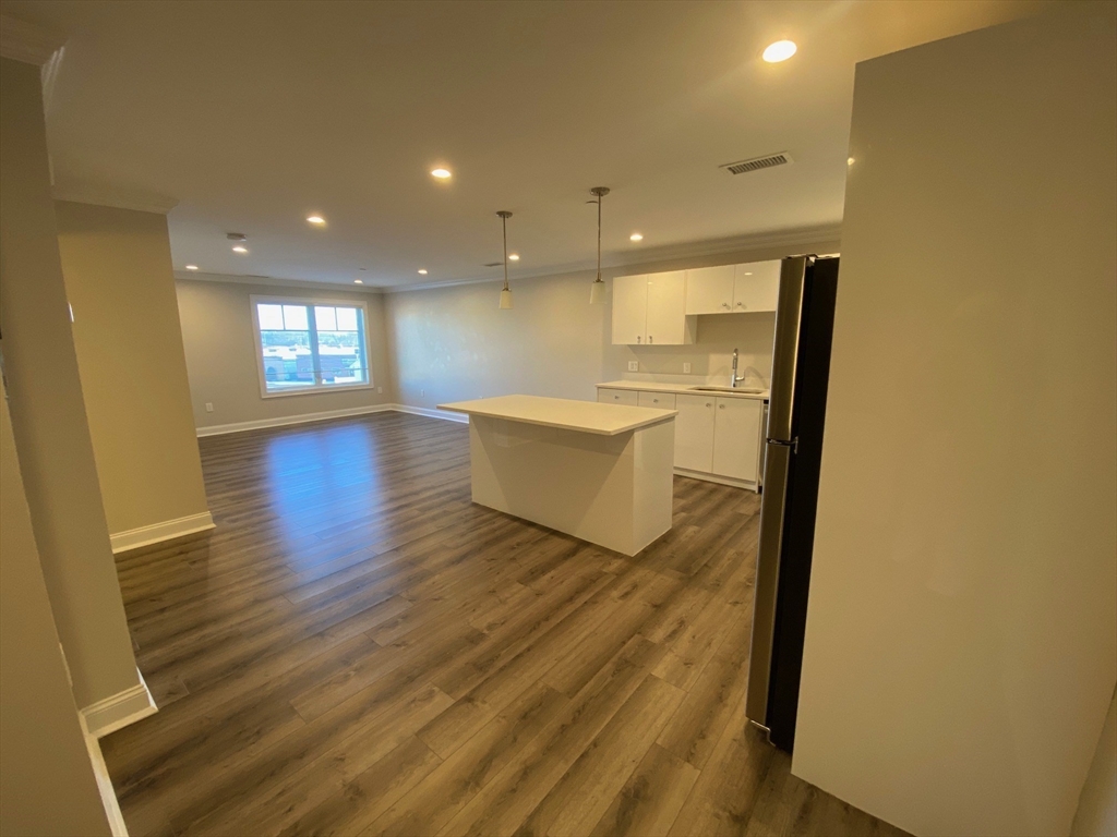 918 Providence Highway, Unit 411 Dedham, MA 02026 - Photo 3 of 13