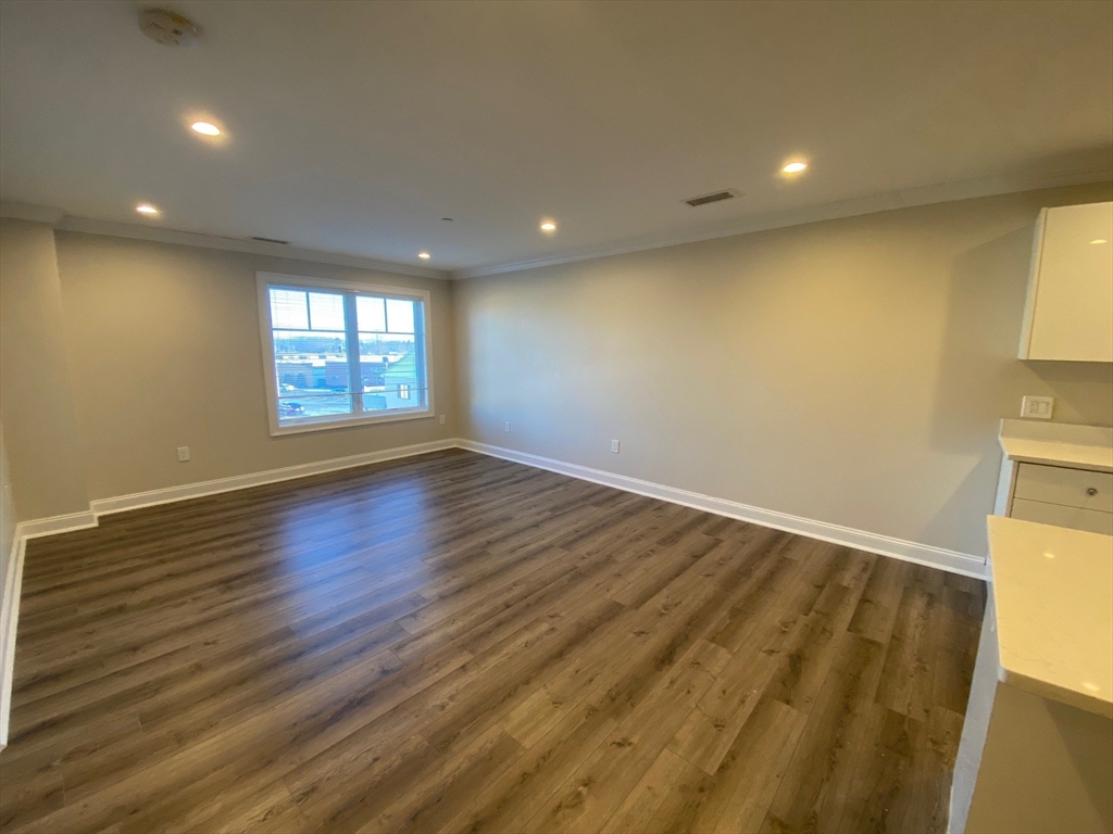 918 Providence Highway, Unit 411 Dedham, MA 02026 - Photo 5 of 13