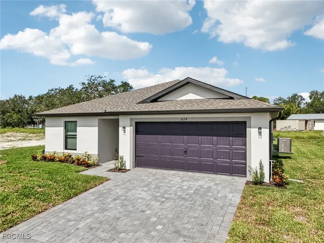 $366,900 | Undisclosed Address, LaBelle, FL 33935