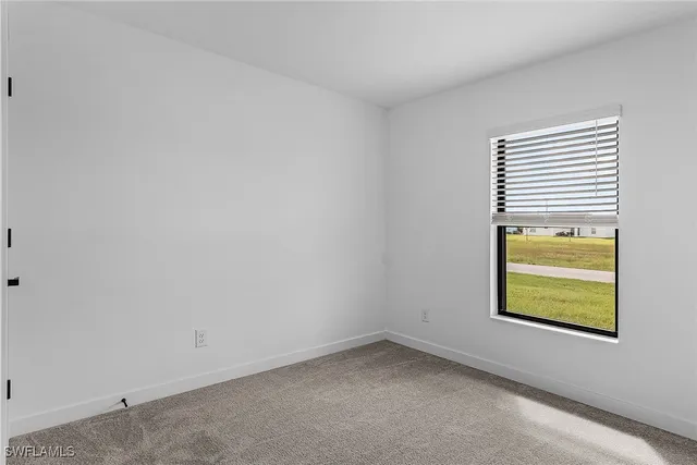 $366,900 | Undisclosed Address, LaBelle, FL 33935