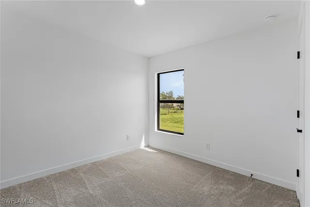 $366,900 | Undisclosed Address, LaBelle, FL 33935