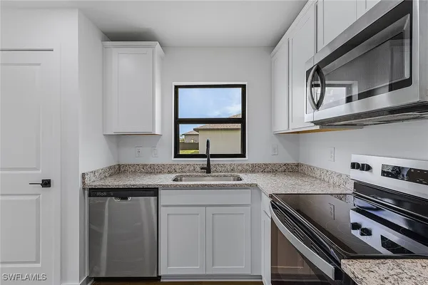 $366,900 | Undisclosed Address, LaBelle, FL 33935