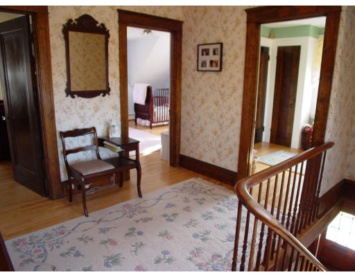 415 Chestnut Street Clinton, MA 01510 - Photo 23 of 27 Gallery Image 23