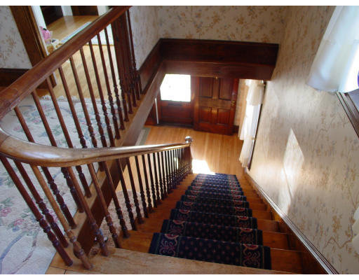 415 Chestnut Street Clinton, MA 01510 - Photo 24 of 27 Gallery Image 24