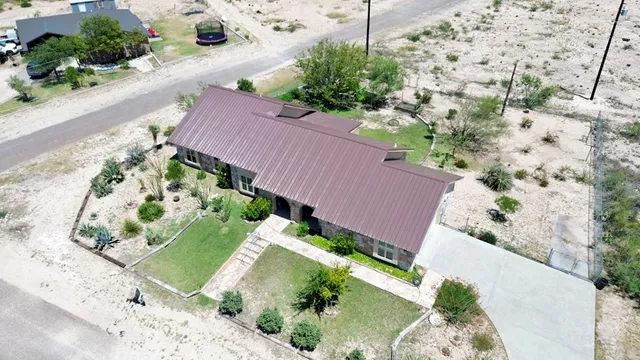 $290,000 | 101 None, Sanderson, TX 79848