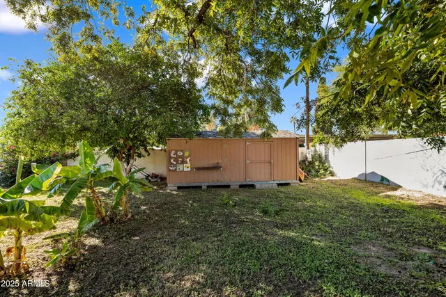 $2,400 | 1014 East Orange Drive, Phoenix, AZ 85014