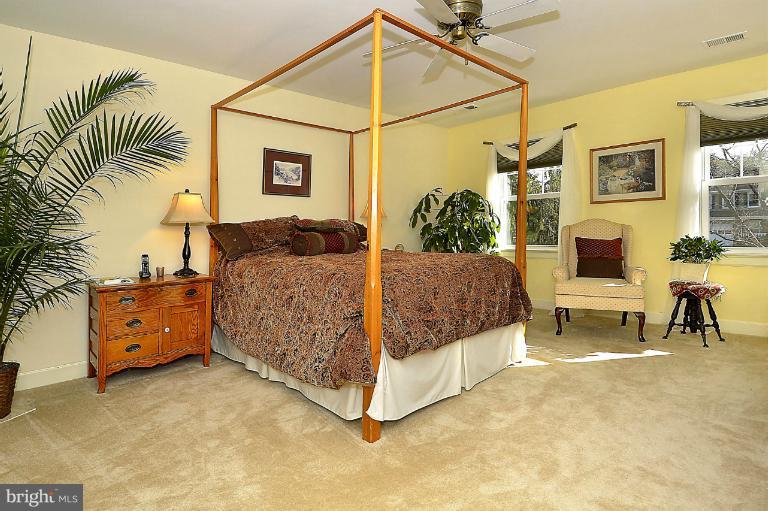 2808 Rifle Ridge Road Oakton, VA 22124 - Photo 23 of 30 Bedroom (Master)
