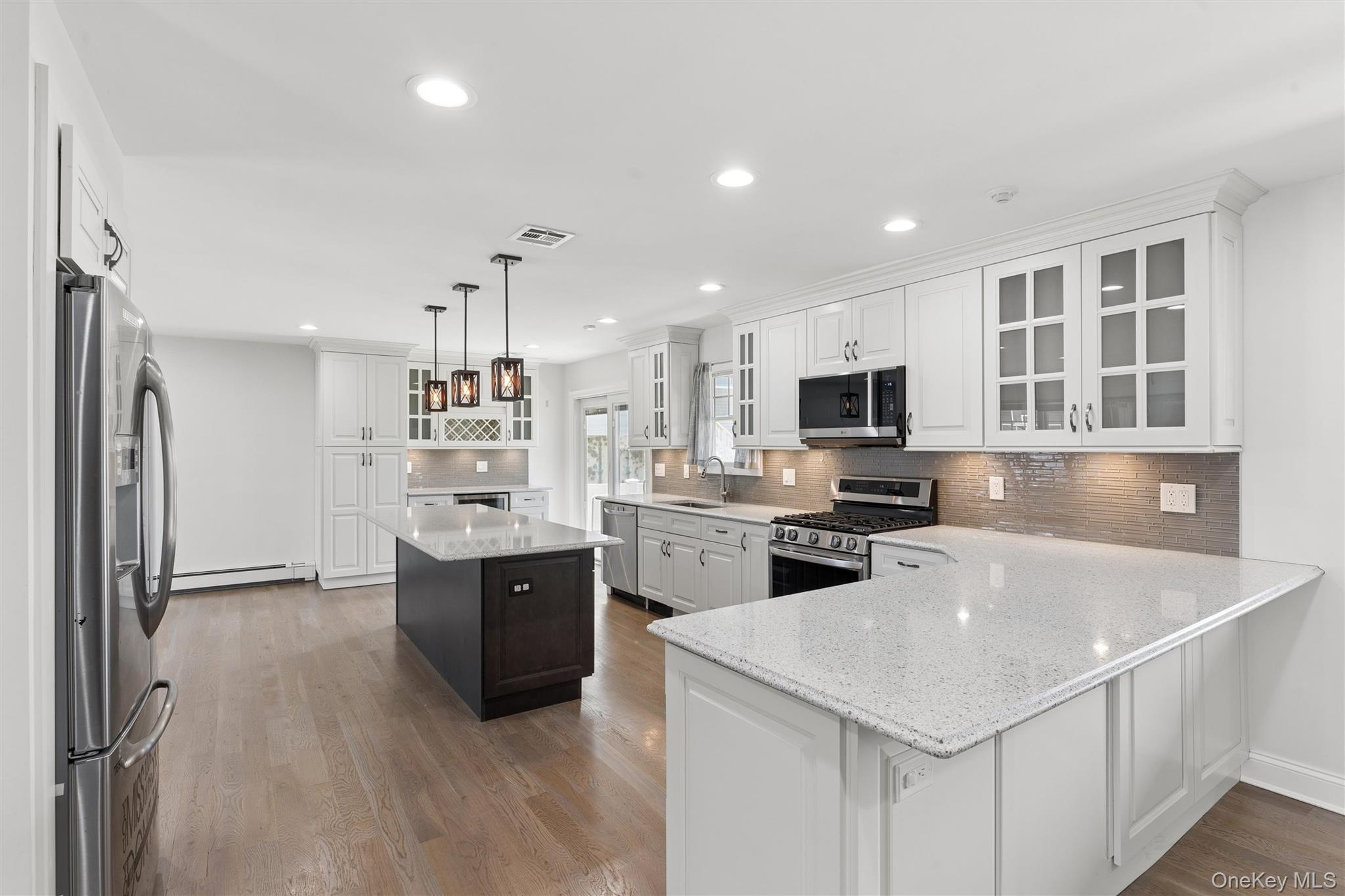161 Barbara Road Bellmore, NY 11710 - Photo 5 of 33