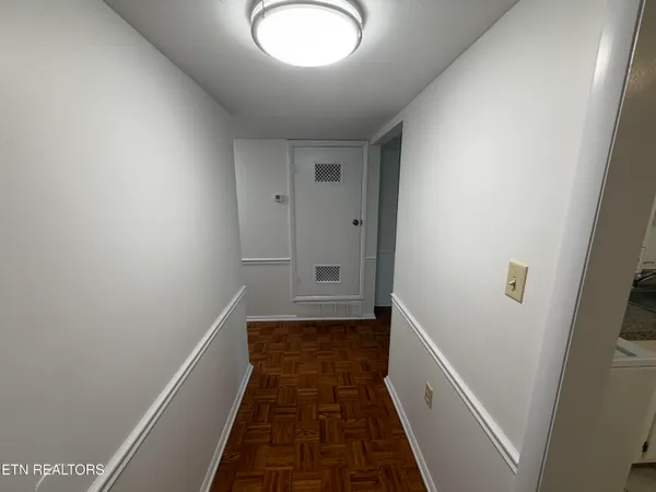 $1,825 | 3636 Taliluna Avenue, Unit 227, Knoxville, TN 37919