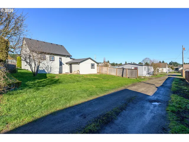 $275,000 | 131 2nd Street, Willamina, OR 97396