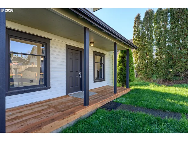 $275,000 | 131 2nd Street, Willamina, OR 97396