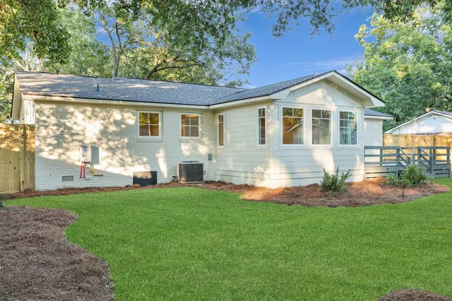 $1,685,000 | 1452 Glencoe Drive, Mount Pleasant, SC 29464