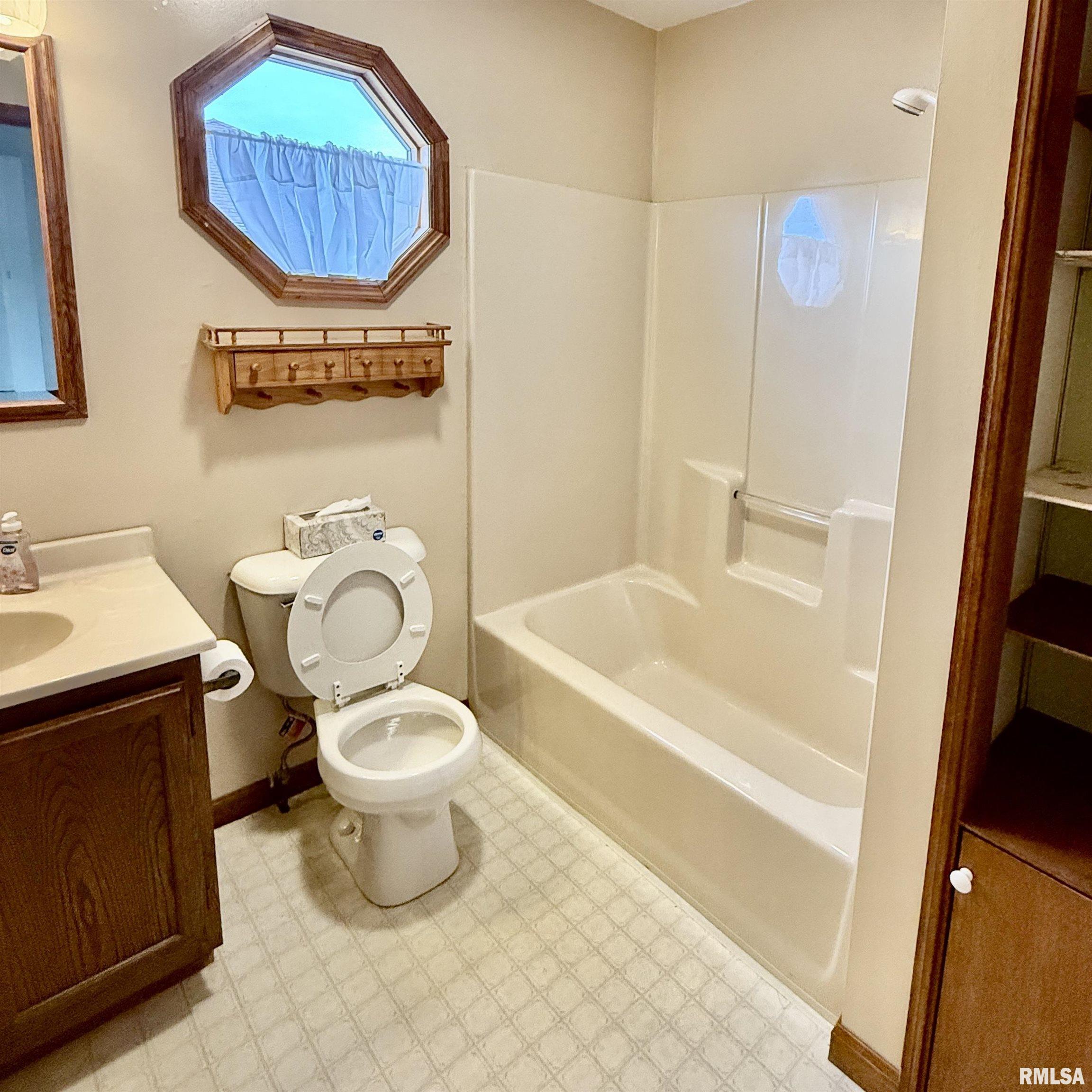 136 Post Road Virden, IL 62690 - Photo 19 of 28