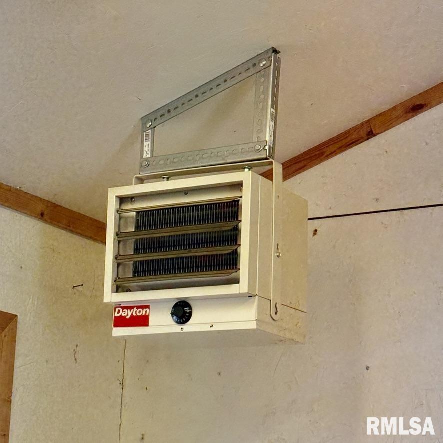 136 Post Road Virden, IL 62690 - Photo 25 of 28