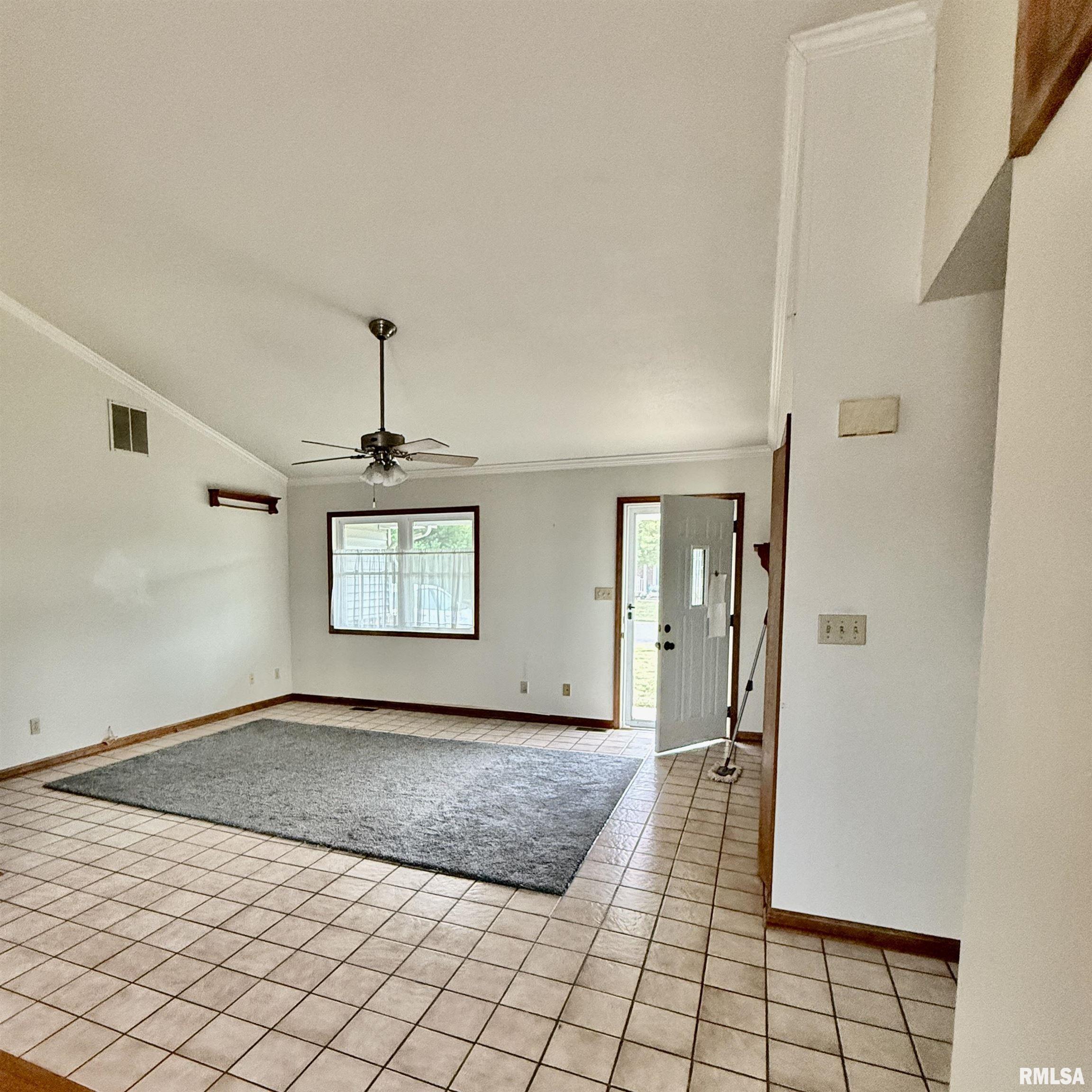 136 Post Road Virden, IL 62690 - Photo 7 of 28